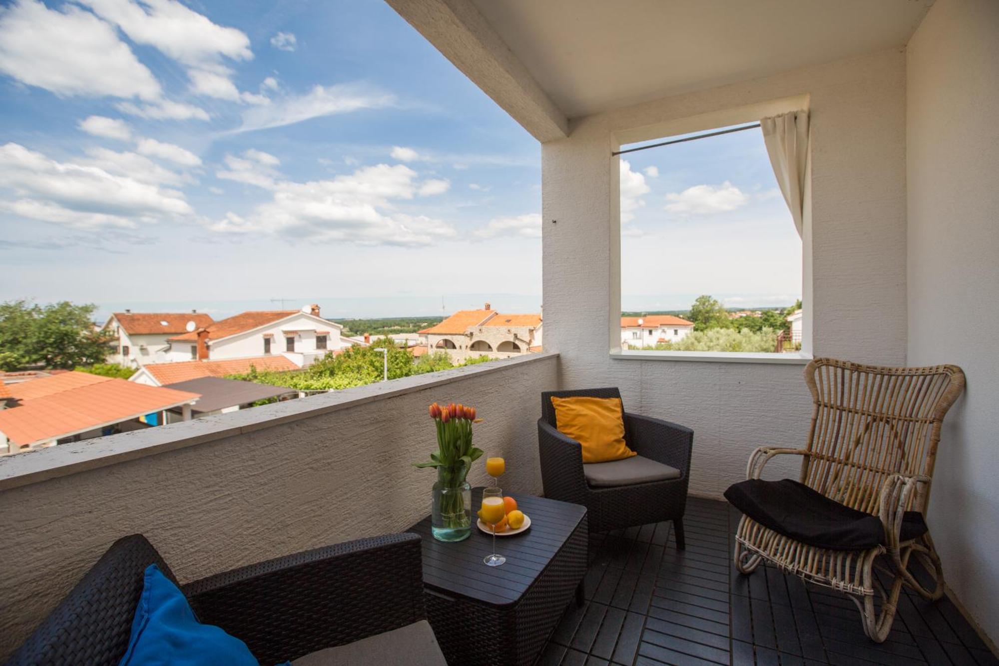 Apartment Blu Porec Bagian luar foto